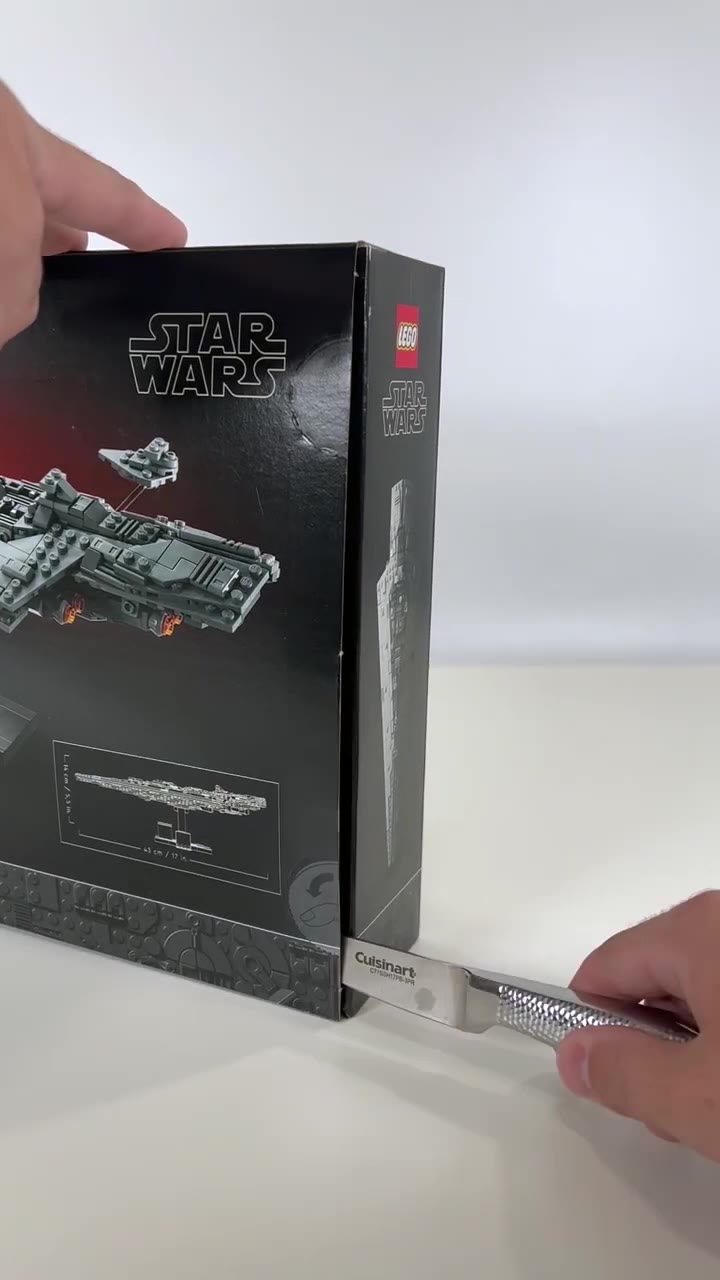 Video 1 de Lego  Star Wars: Executor Super Star Destroyer Nave #75356 - 630 piezas